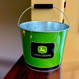 John Deere Tin Bucket